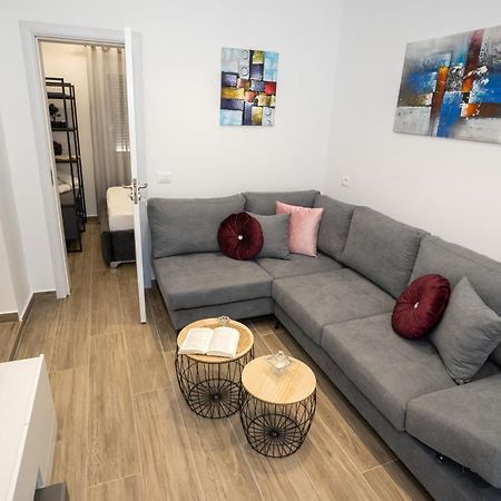 Sunnydream Apartaments Saranda Luaran gambar